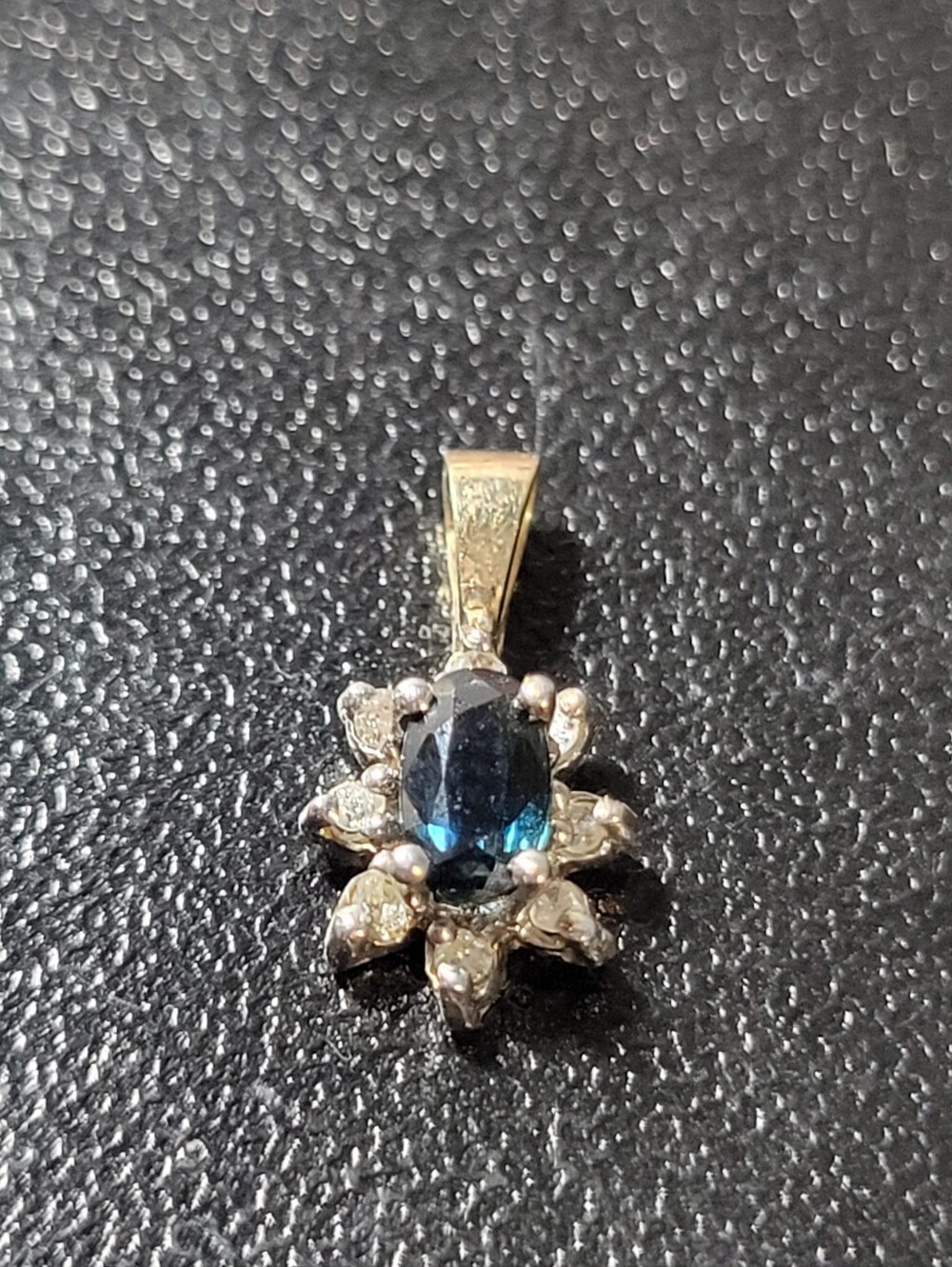 10k Small Elegant Gold Blue Crystal Flower Pendant Necklace - Brand
